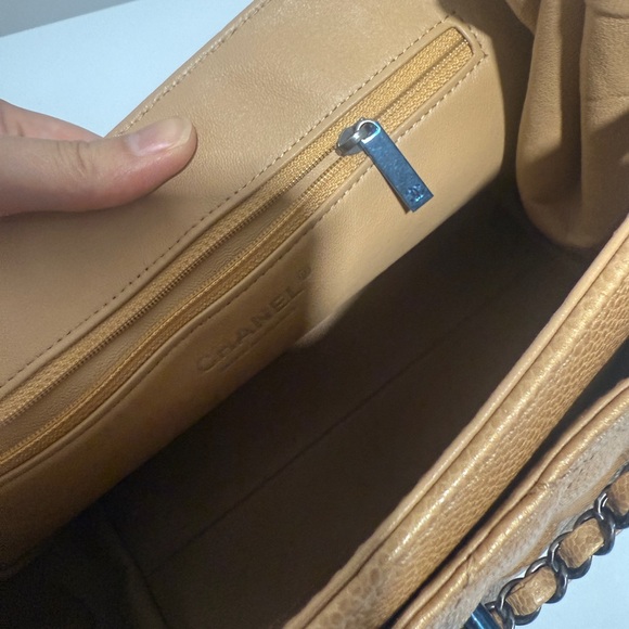 Chanel accordion camel calfskin crossbody/shoulder flap bag - Picture 16 of 17